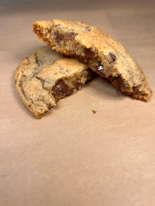 Chocolate chip cookie